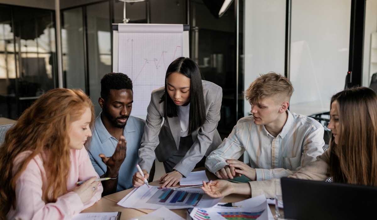 Team collaboration in hr strategy